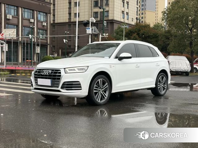 Audi Q5L 2021 Белый из Китая, фото 3