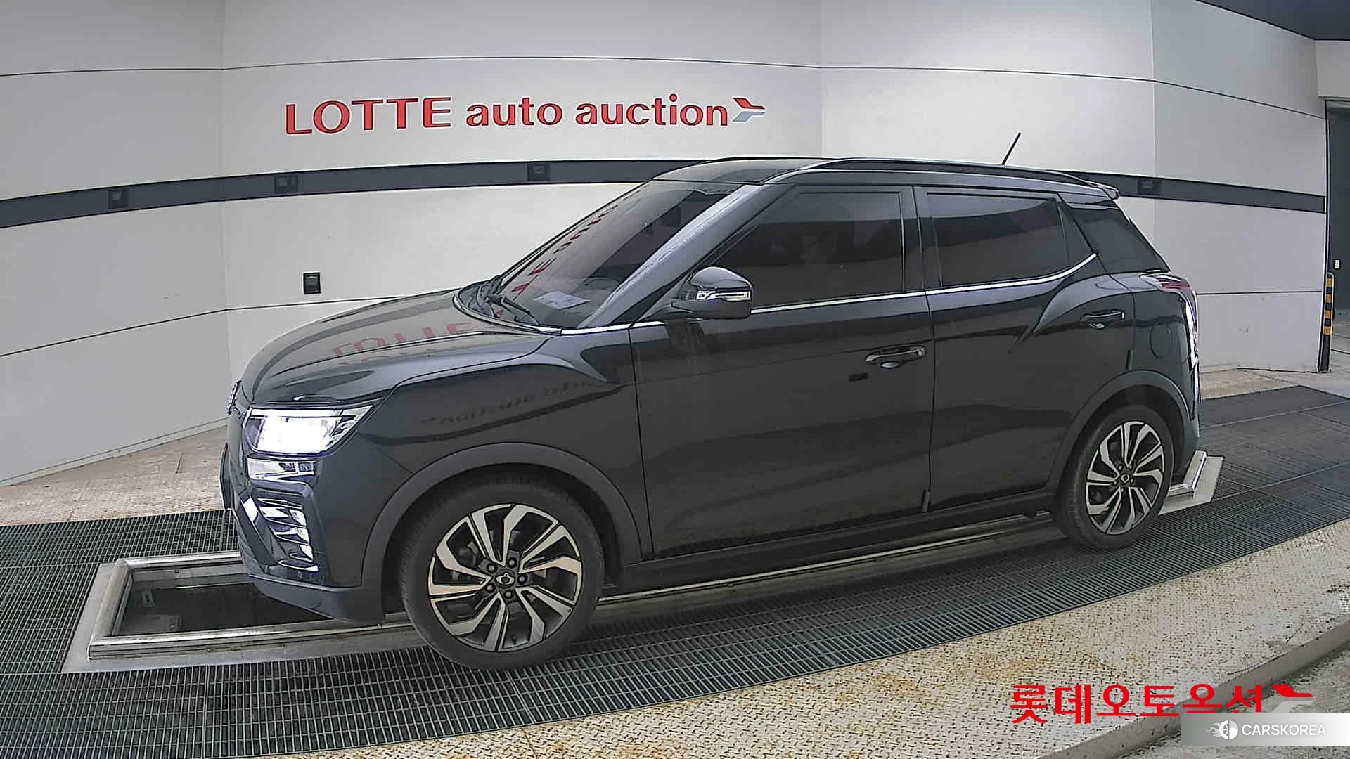 SsangYong Tivoli 2021 Spaceblack из Кореи, фото 3