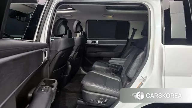 Hyundai Santa Fe (MX5) 2023 Белый из Кореи, фото 3