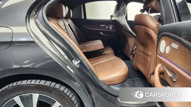 Mercedes-Benz E-Class W213 2020 Серый из Кореи, фото 3