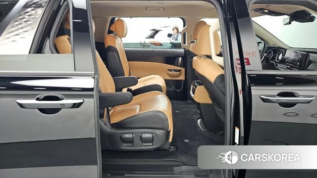 Kia Carnival 4th generation 2022 Черный из Кореи, фото 3