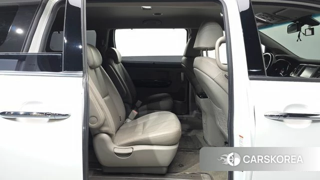 Kia The New Carnival 2019 Белый из Кореи, фото 3