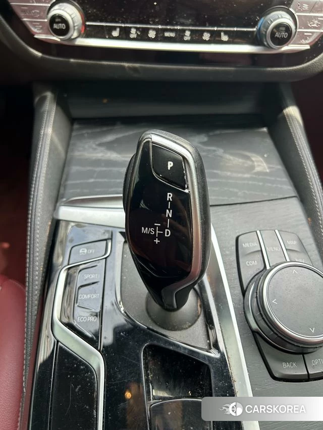 BMW 5 series 2022 Белый из Китая, фото 3