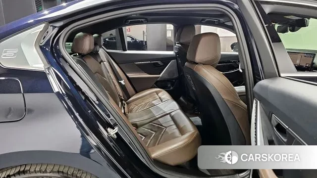 BMW 5 Series (G60) 2024 Синий из Кореи, фото 3