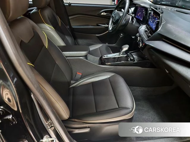 Chevrolet (GM Daewoo) Trax Crossover 2023 Черный из Кореи, фото 3