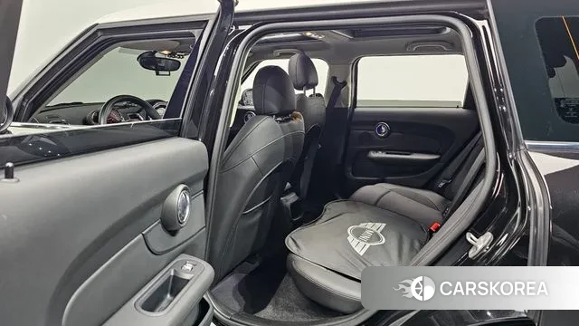 Mini Cooper Clubman 2021 Черный из Кореи, фото 3