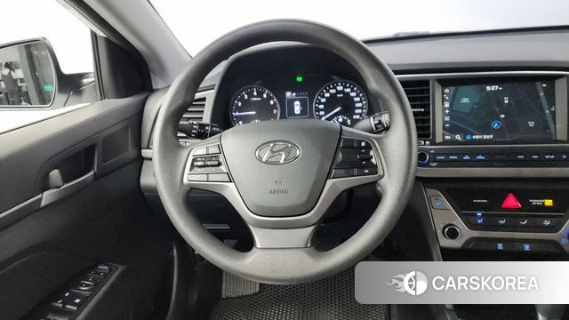 Hyundai Avante AD 2018 Белый из Кореи, фото 3