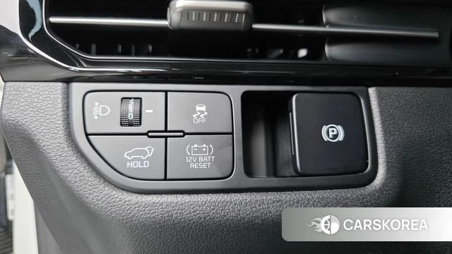 Kia The New Sportage 5th Generation Hybrid 2025 Белый из Кореи, фото 3