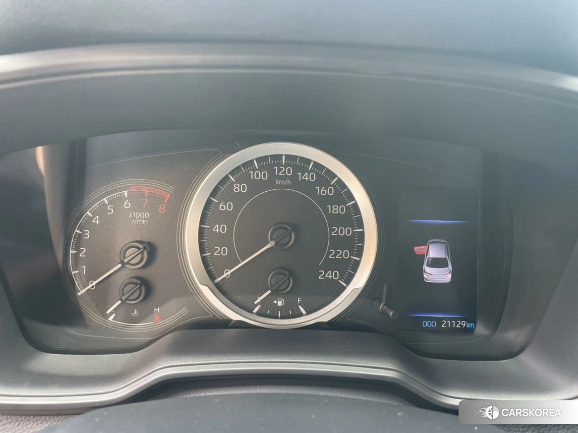 Toyota Corolla 2021 Белый из Китая, фото 3