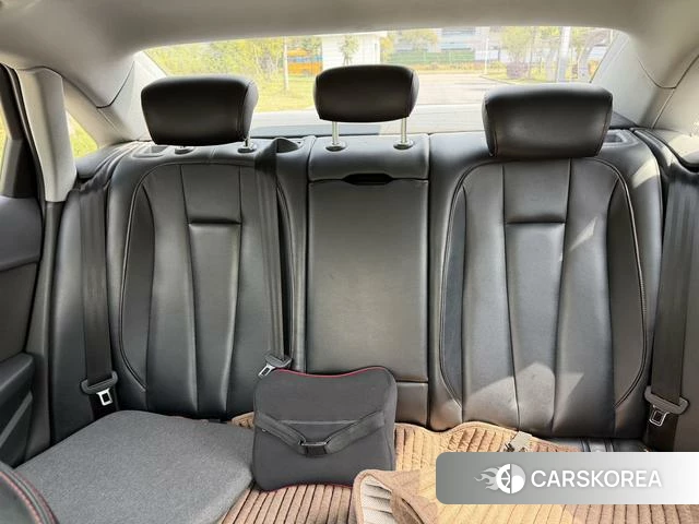 Audi A4L 2018 Белый из Китая, фото 3