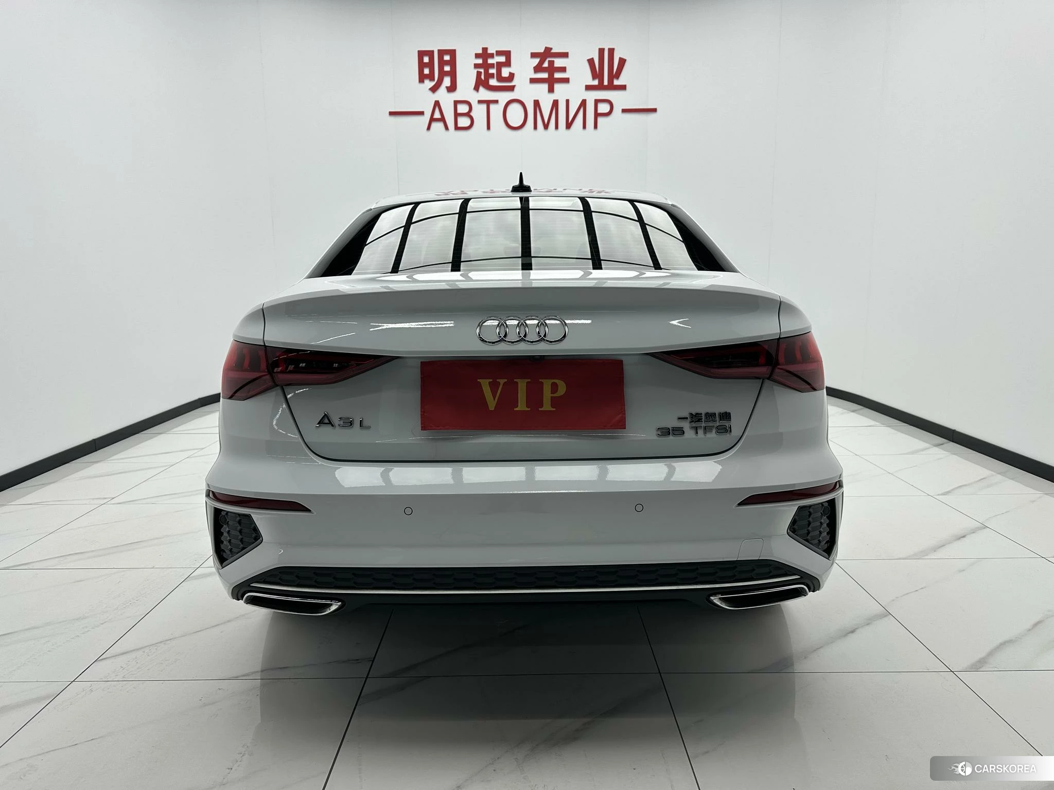 Audi A3 2023 Белый из Китая, фото 3