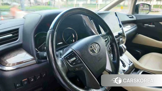 Toyota Elfa 2022 Белый из Китая, фото 3
