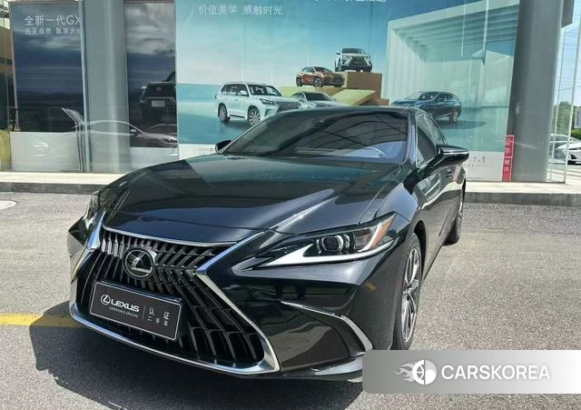 Lexus ES 2024 Темно-серый из Китая, фото 3
