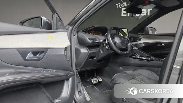 Peugeot 3008 second generation 2019 Серый из Кореи, фото 3