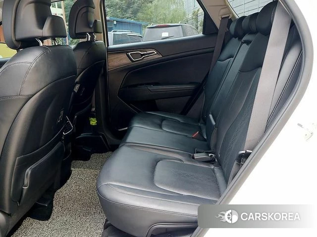 Kia Sportage 5th Generation 2022 Белый из Кореи, фото 3