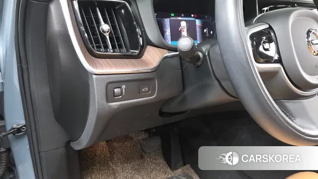 Volvo XC60 second Generation 2022 Небесно-голубой из Кореи, фото 3