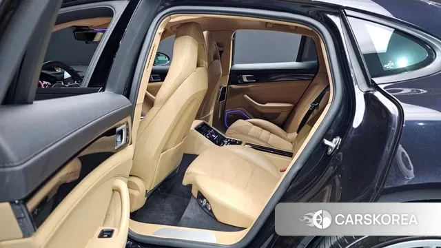 Porsche Panamera (971) 2018 Черный из Кореи, фото 3