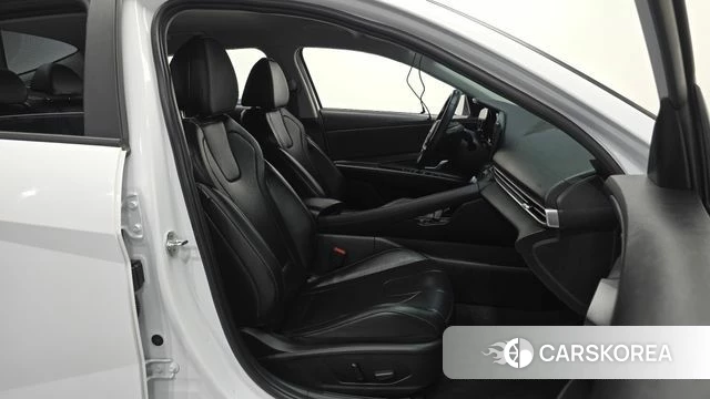 Hyundai Avante (CN7) 2022 Белый из Кореи, фото 3
