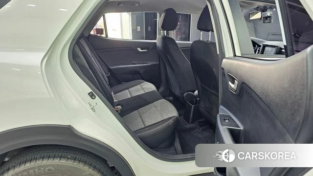 Kia Stonic 2018 Белый из Кореи, фото 3