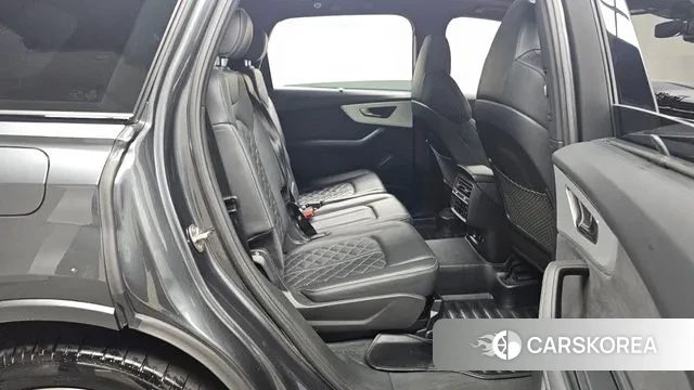 Audi Q7 (4M) id 2915155 из Кореи 3