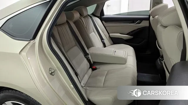 Honda Accord 10th Generation 2019 Песочный из Кореи, фото 3