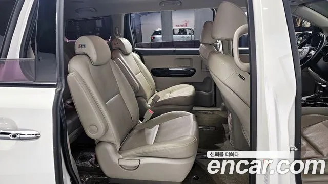 Kia The New Carnival 2019 Белый из Кореи, фото 3
