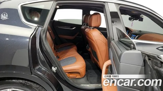 Maserati Levante id 2912498 из Кореи 3