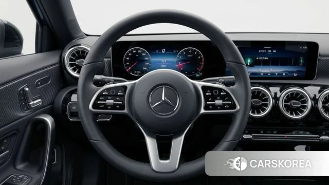 Mercedes-Benz A-Class W177 2025 Белый из Кореи, фото 3