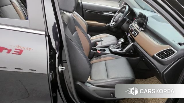 Kia Seltos 2022 Черный из Кореи, фото 3