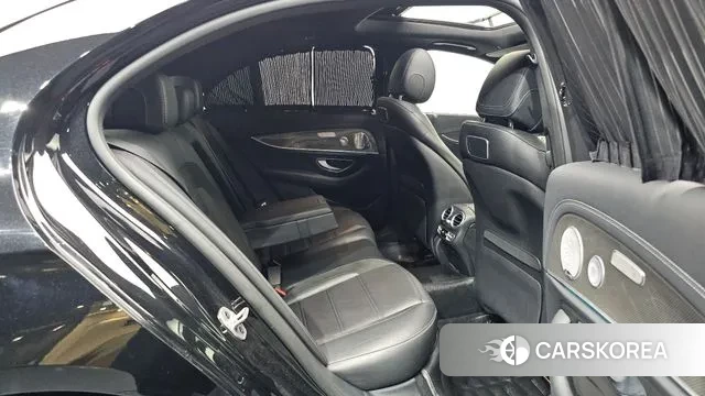 Mercedes-Benz E-Class W213 2019 Черный из Кореи, фото 3