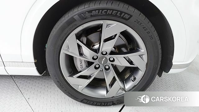 Genesis Electrified GV70 2022 Белый из Кореи, фото 3