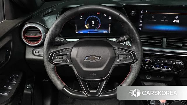 Chevrolet (GM Daewoo) Trax Crossover 2023 Черный из Кореи, фото 3