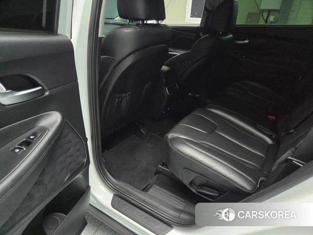 Hyundai The New Santa Fe 2021 Белый из Кореи, фото 3