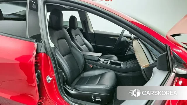 Tesla Model 3 2022 Красный из Кореи, фото 3