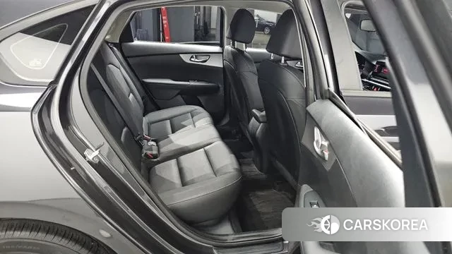 Kia The New K3 2nd generation 2021 Серый из Кореи, фото 3