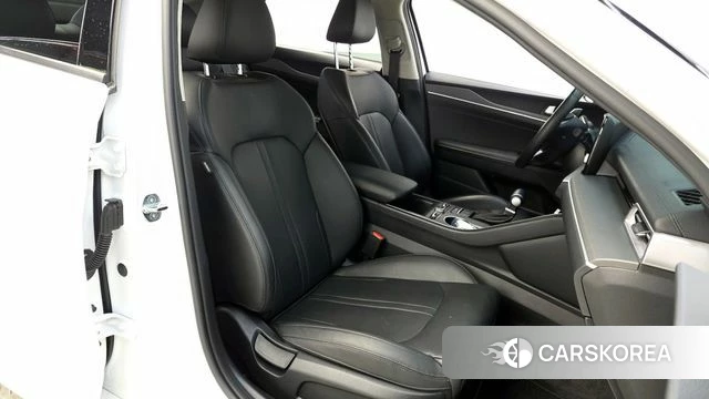 Kia K5 3rd generation 2022 Белый из Кореи, фото 3