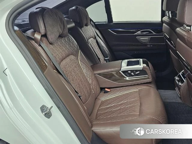 BMW 7 Series (G11) 2019 Белый из Кореи, фото 3
