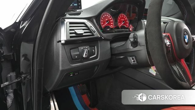 BMW M4 (F82) 2018 Черный из Кореи, фото 3