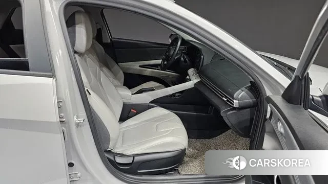 Hyundai Avante (CN7) 2020 Серебряный из Кореи, фото 3