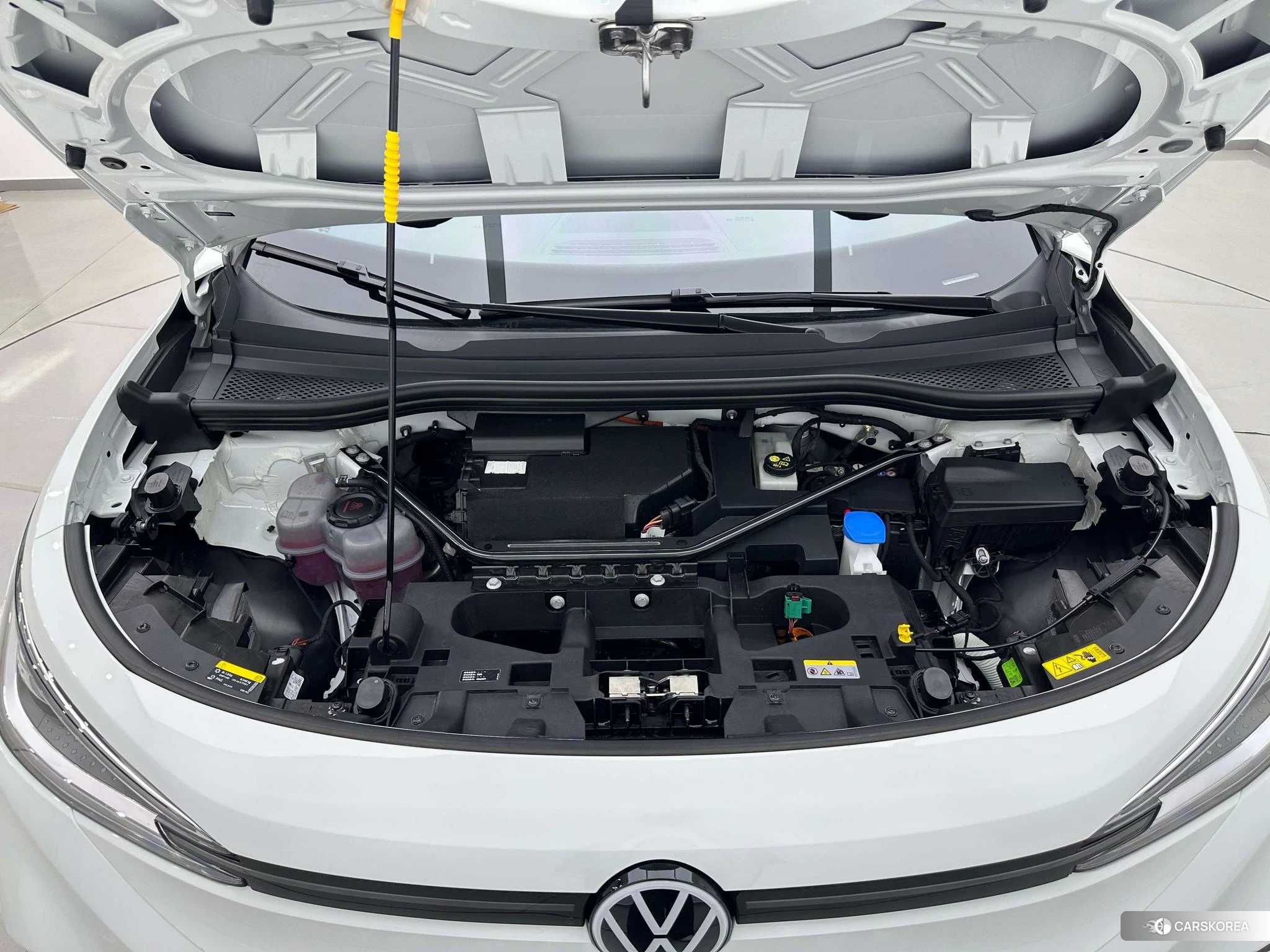 Volkswagen ID.4 X 2024 Белый из Китая, фото 3