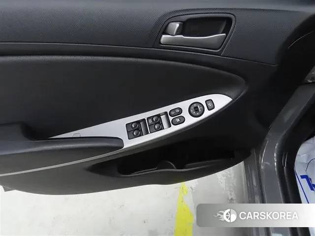 Hyundai Accent (New type) 2019 Цвет галактики из Кореи, фото 3