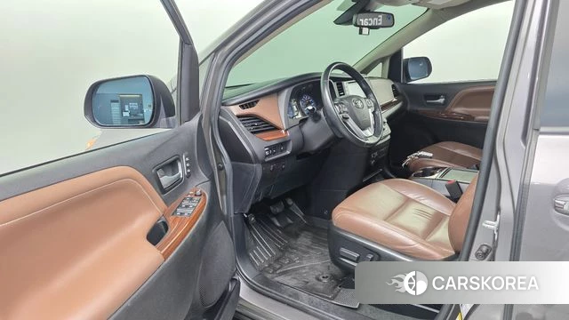 Toyota Sienna 2018 Серый из Кореи, фото 3
