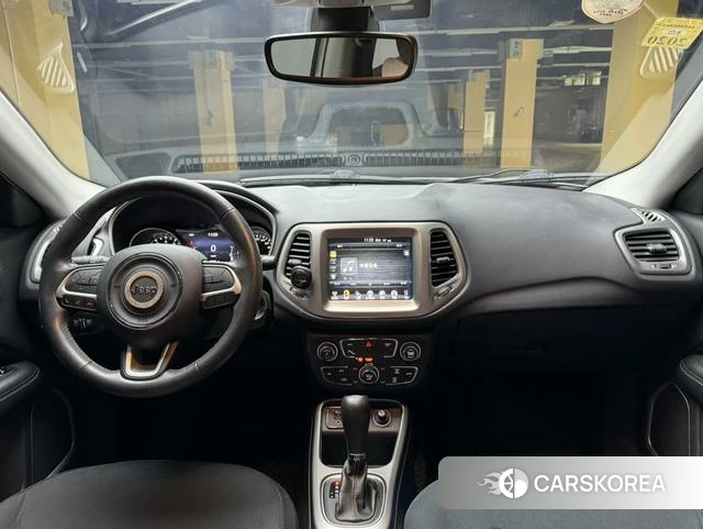 Jeep Guide 2018 Белый из Китая, фото 3