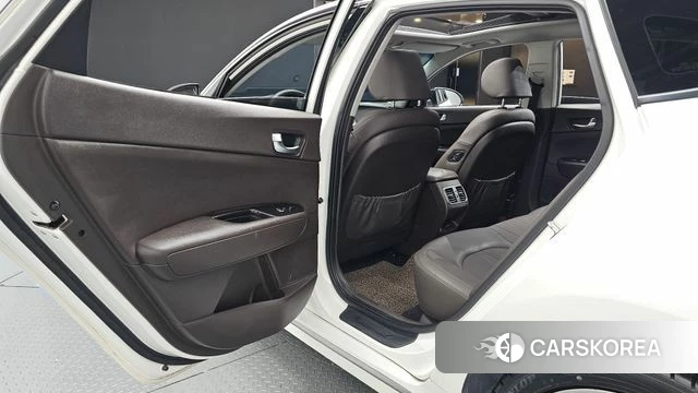 Kia The New K5 2nd generation 2018 Белый из Кореи, фото 3