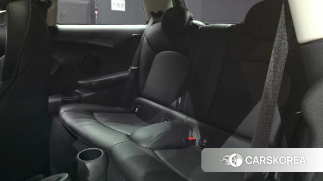 Mini Cooper D 2018 Жемчужный цвет из Кореи, фото 3