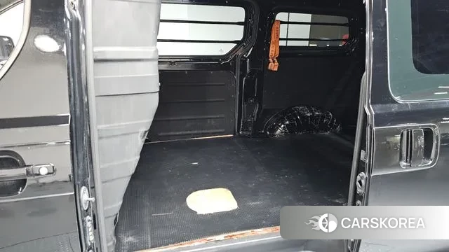 Hyundai The New Grand Starex 2018 Черный из Кореи, фото 3