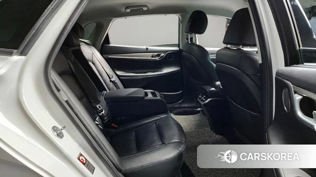 Hyundai The New Grandeur IG Hybrid 2021 Белый из Кореи, фото 3