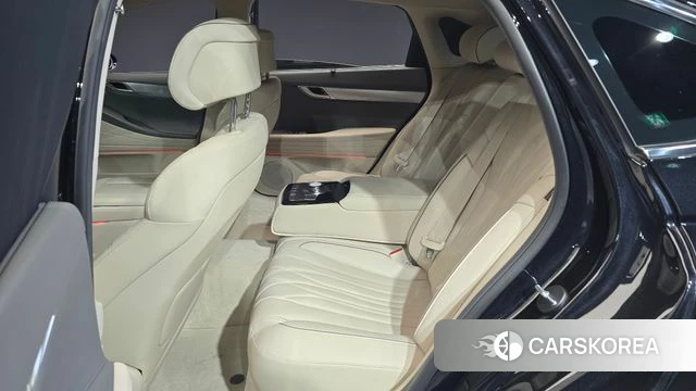 Genesis G80 (RG3) 2025 Черный из Кореи, фото 3