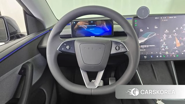 Tesla Model Y 2025 Серый из Кореи, фото 3