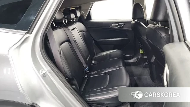 Kia Sportage 5th Generation 2021 Серебряный из Кореи, фото 3